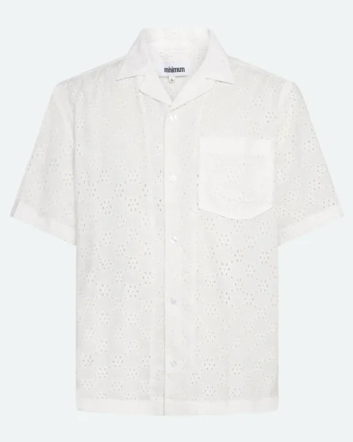 Minimum Shirts | Hayden relaxed short sleeved shirt in broderie anglaise 4295 - Coco Milk CocoMilk