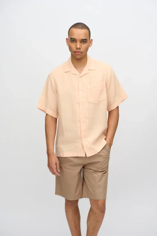 Minimum Shirts | Hayden short sleeved linen shirt 4115 - Creme De Peche CremeDePeche