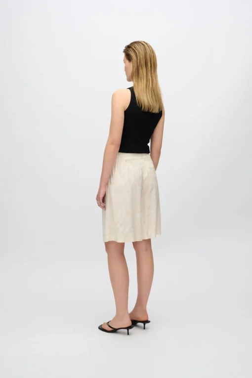 Minimum Shorts | Hedda casual bermuda shorts 4270 - Butter Cream ButterCream