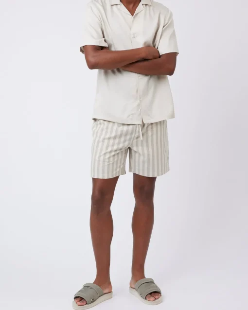 Minimum Shorts | Jennus 3608 Shorts - Tea