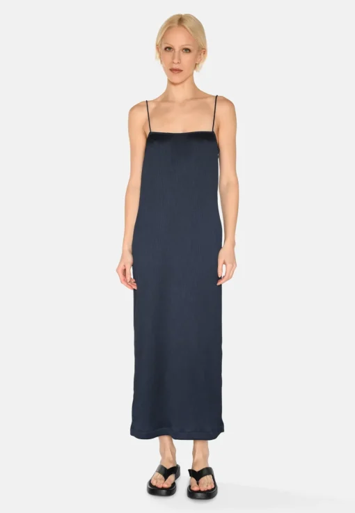 Minimum Dresses | Mia midi dress 4139 - Sky Captain SkyCaptain